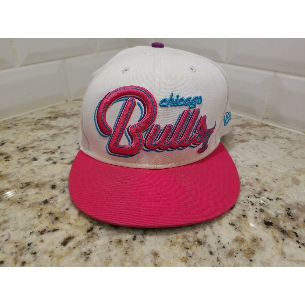 Chicago Bulls Snapback NewEra Hardwood Classic Pink & Blue Hat 9fifty Manie #11